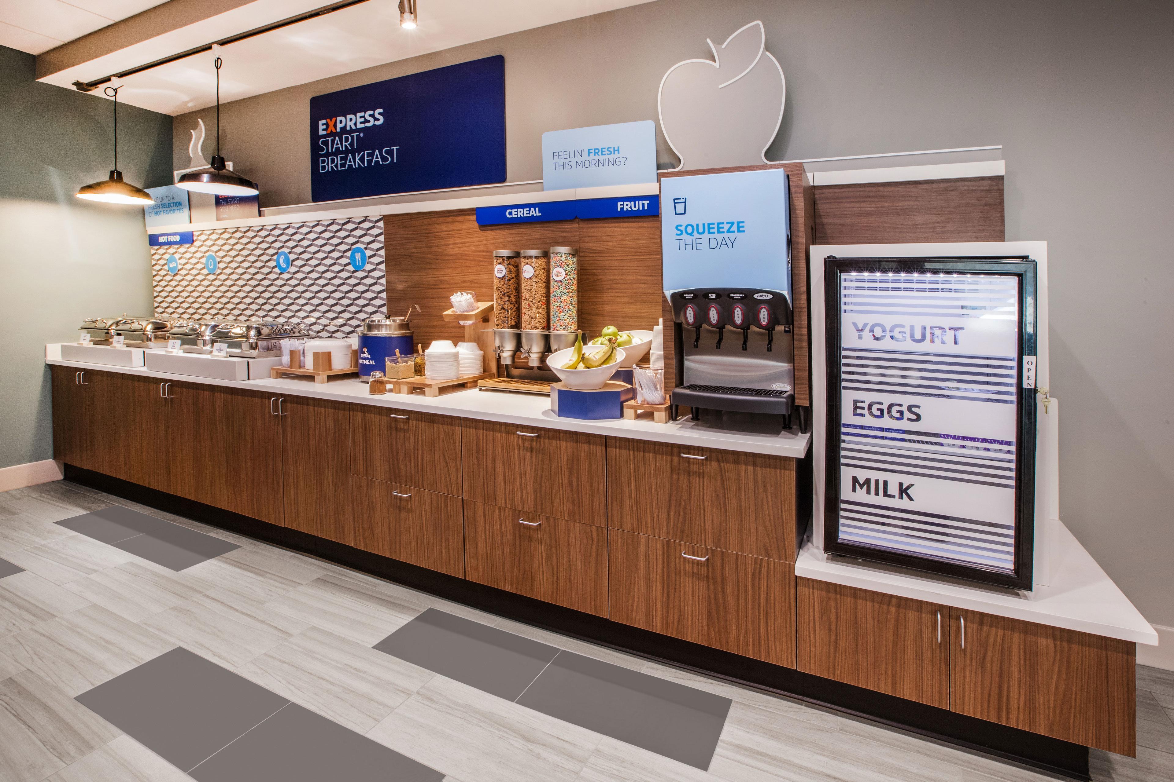 Holiday Inn Express Detroit-Warren/General Motors Technology Center By Ihg Zewnętrze zdjęcie