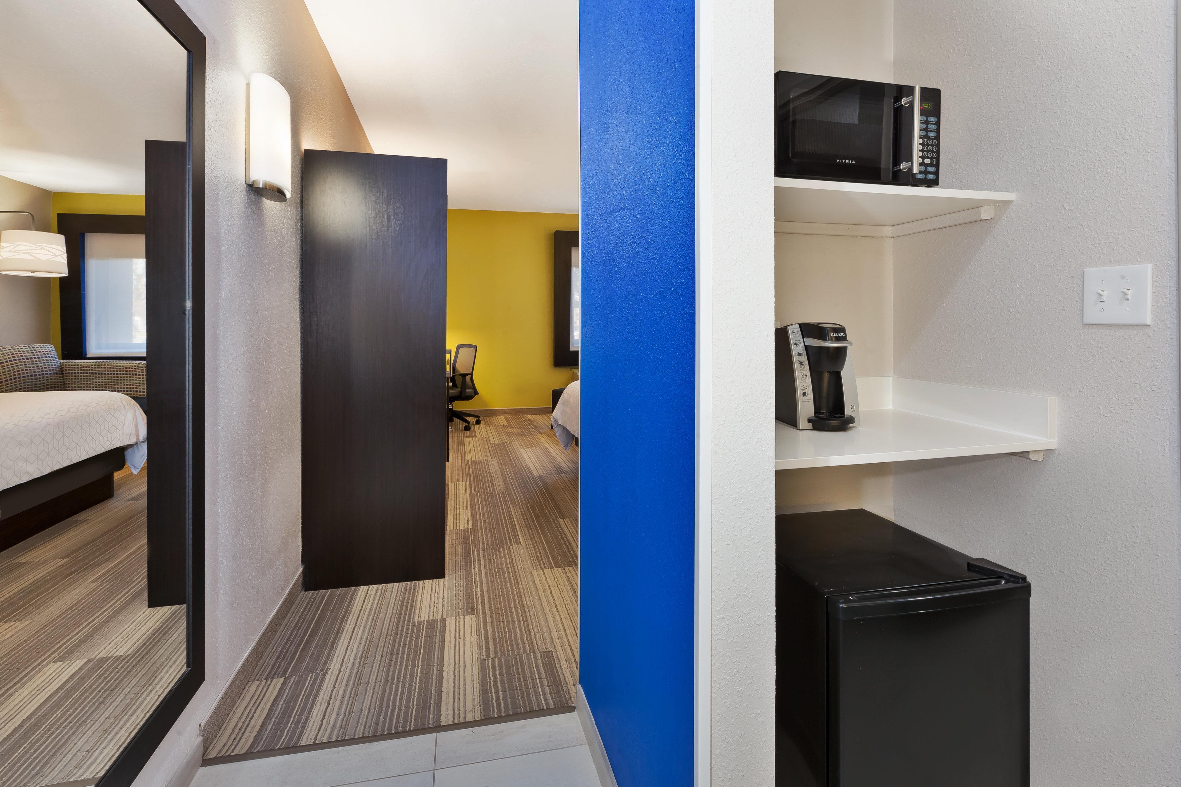 Holiday Inn Express Detroit-Warren/General Motors Technology Center By Ihg Zewnętrze zdjęcie