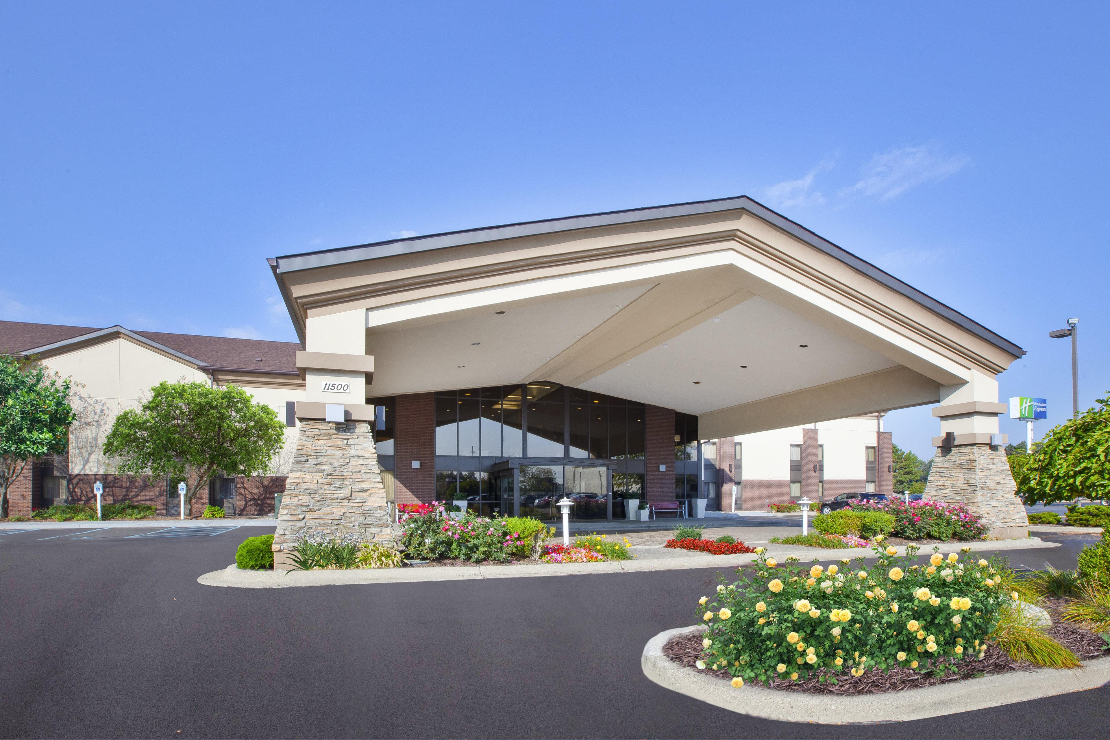 Holiday Inn Express Detroit-Warren/General Motors Technology Center By Ihg Zewnętrze zdjęcie
