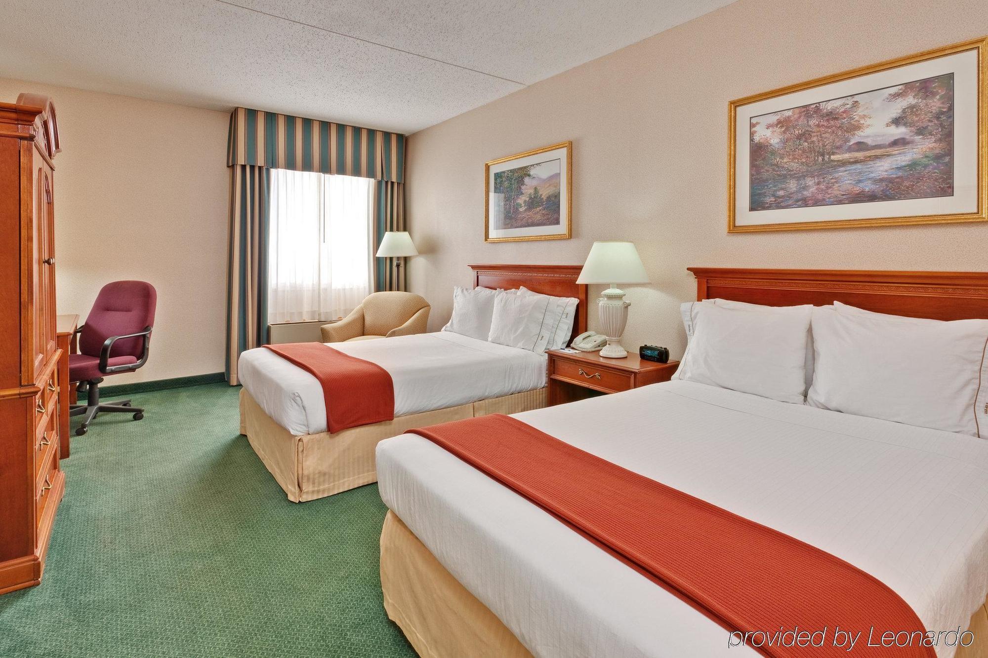Holiday Inn Express Detroit-Warren/General Motors Technology Center By Ihg Pokój zdjęcie